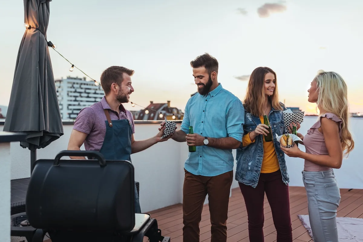 Si può cucinare sul balcone? Quando è consentito e quando no