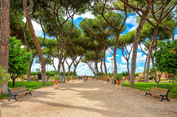 Alla scoperta del Giardino degli Aranci (o Parco Savello) a Roma e della leggenda di San Domenico