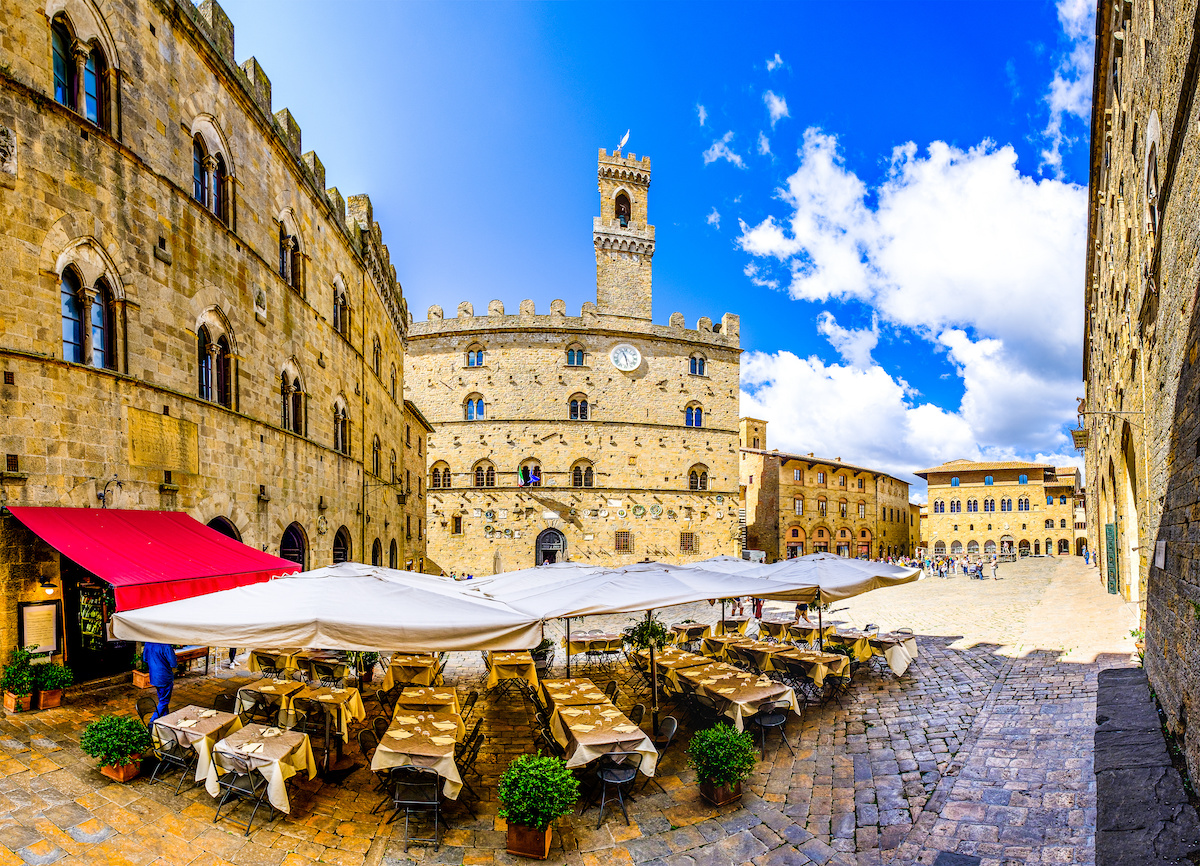 Piazza e Palazzo dei Priori