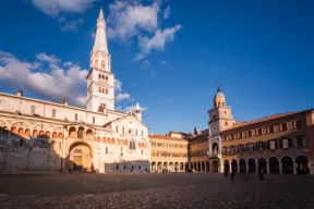 Cosa vedere a Modena in uno o due giorni e quanto costano le case
