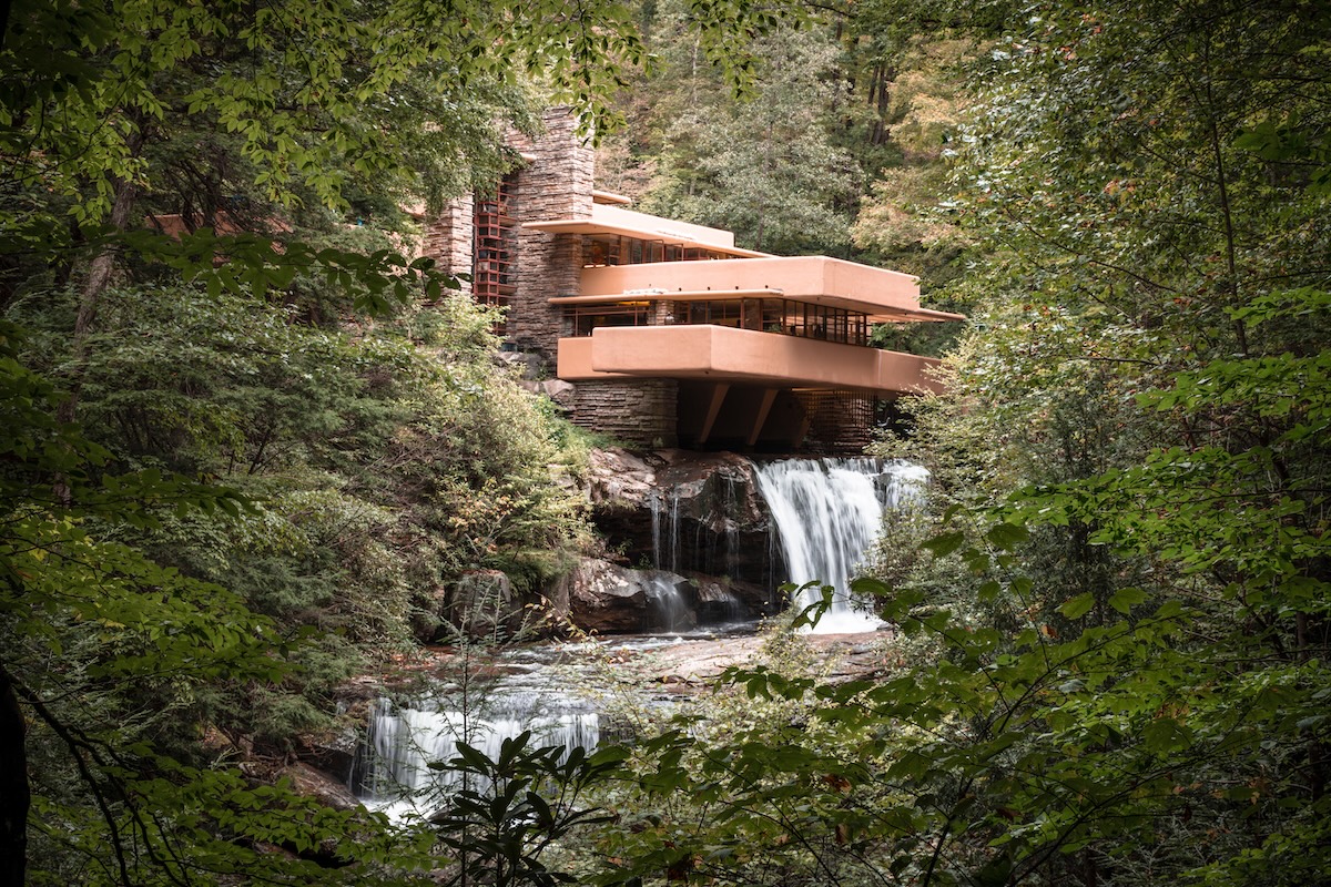 Fallingwater house