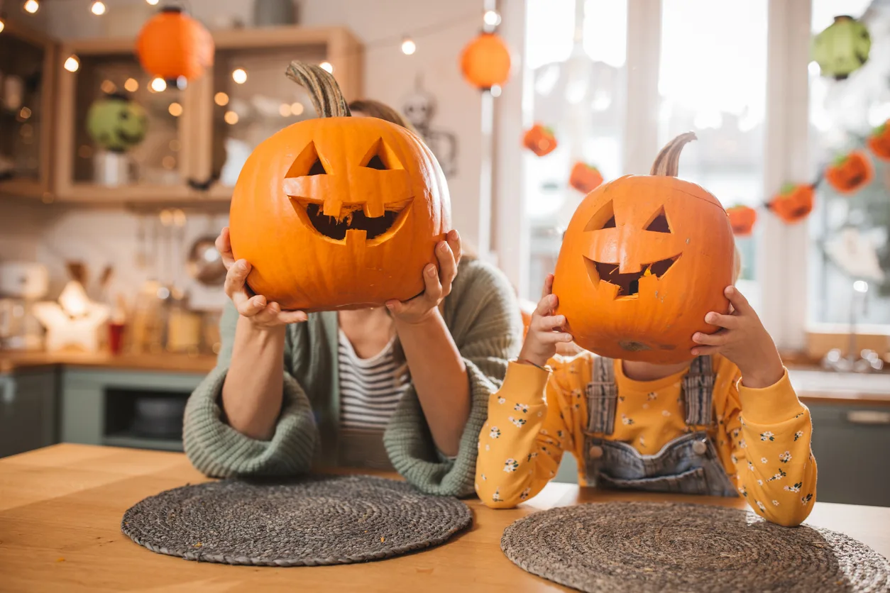 Come intagliare la zucca di Halloween e come conservarla e riciclarla dopo il 31 ottobre