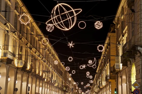 Cosa fare a Natale 2025 a Torino e quando si accende l'albero in piazza