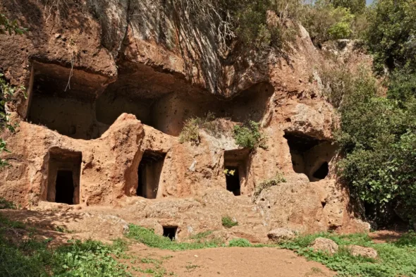 necropoli di san giuliano