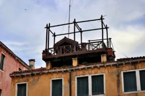 Cos'è un'altana, a cosa serve e come arredarla