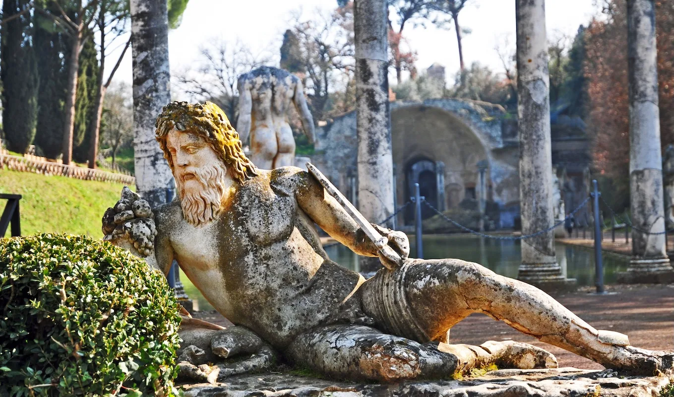 Statue a Villa Tivoli