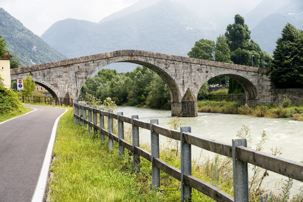 ganda bridge