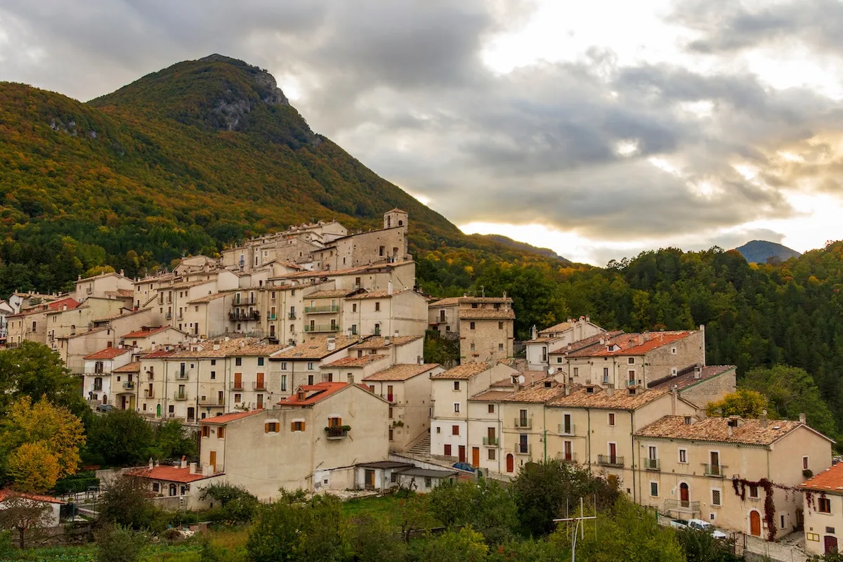 Quali sono i borghi più belli dell’Abruzzo? Civitella Alfedena