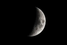 Si può davvero prenotare una camera in un albergo sulla Luna (e quanto costa)?