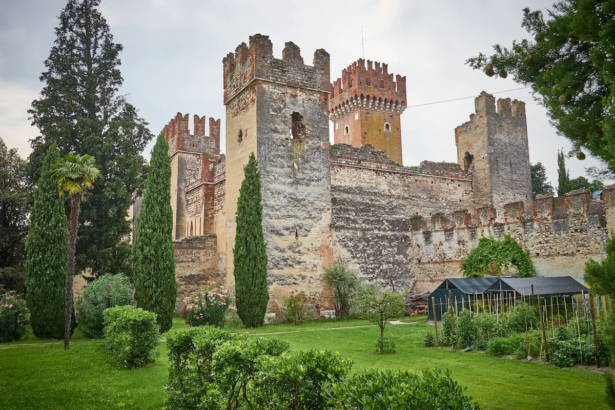 castello scaligero lazise