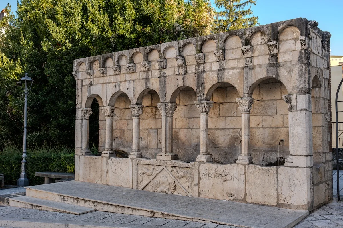 fontana della fraterna