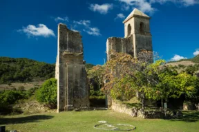 Campomaggiore, la Città dell'Utopia: cosa vedere e quanto costano le case