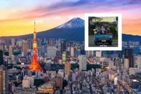 Tokyo + locandina in miniatura 