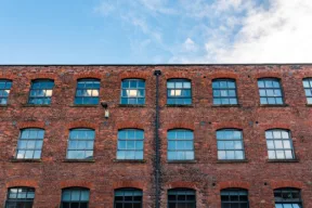 “Peaky Blinders”, dai set iconici al nuovo film “The Immortal Man”: ecco tutte le location