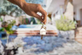 Chi non può partecipare alle aste immobiliari?