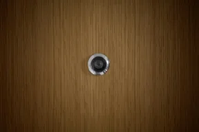 spioncino porta digitale