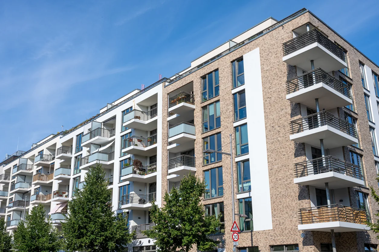 Condomino moroso: quando il condominio può chiedere la revoca della vendita dell’immobile?
