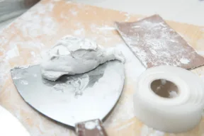 gesso su spatola