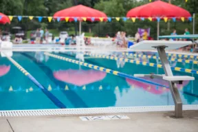 piscina pubblica