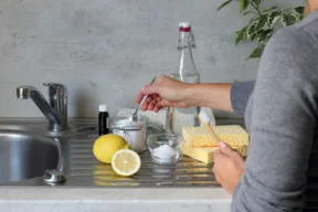 Come usare limone e bicarbonato per profumare la casa