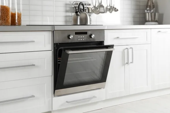 forno in cucina moderna