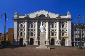 palazzo mezzanotte, piazza affari a milano