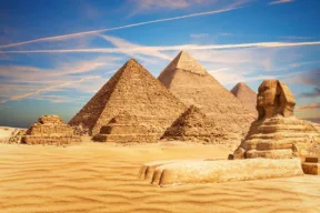 Quanto tempo hanno impiegato per costruire i monumenti più famosi del mondo?