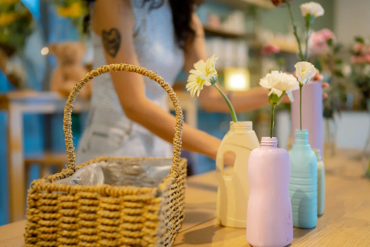Cos'è l'upcycling e come farlo in casa upcycling vasi per fiori jpg