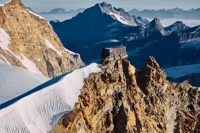 Alla scoperta di Capanna Regina Margherita sul Monte Rosa, il rifugio più alto d’Europa