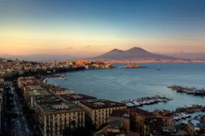 Cosa comprende e cosa vedere nel Golfo di Napoli