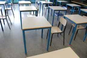 banchi di scuola