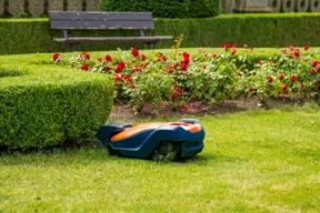 robot tagliaerba