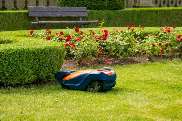 robot tagliaerba