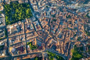 Dalla zona A alla zona F: cos'è e come funziona la classificazione urbanistica
