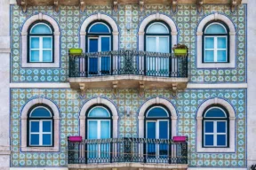 Cosa sono gli azulejos: storia, caratteristiche e dove vederle