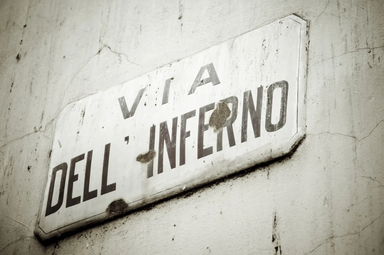 Quali-sono-le-vie-piu-paurose-dItalia-e-quali-sono-i-prezzi-delle-case-jpg.webp